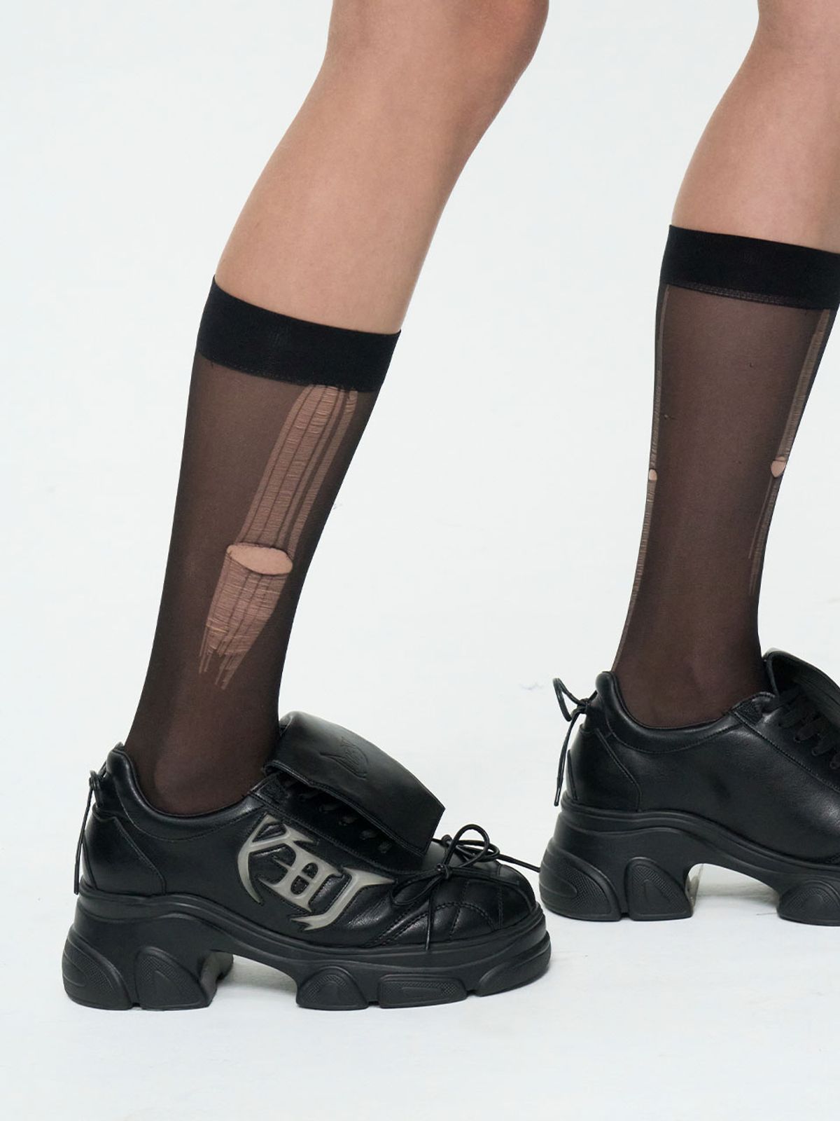 와이이이엘(YEEL) [HARDWORKUP X LEEY] RIBBON PLATFORM SNEAKERS BLACK