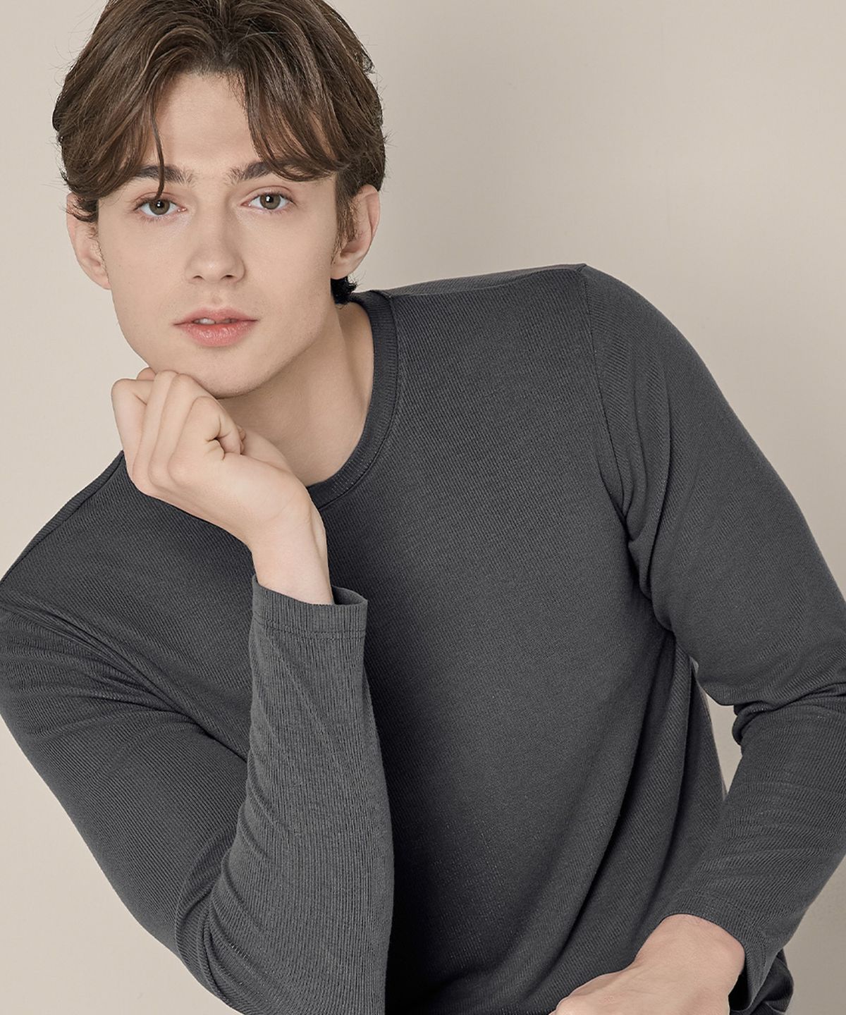 비와이씨(BYC) 보디히트 텐션 크루넥 남성 긴팔티_2Colors
