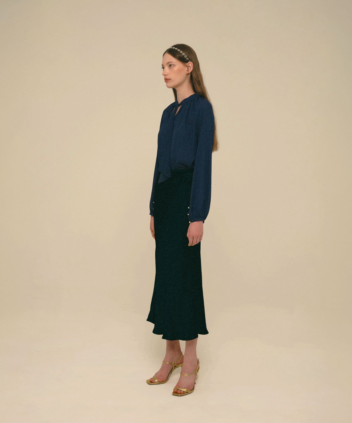 아이스가든에이오공팔(ICE GARDEN A.508) Mermaid Maxi Satin Skirt_Dark Sarpphire