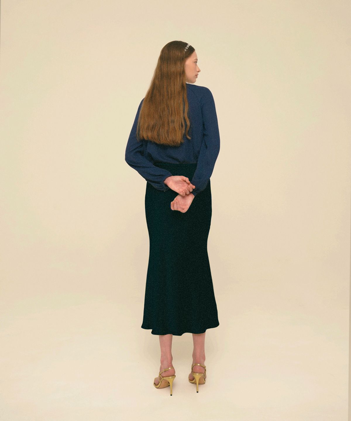 아이스가든에이오공팔(ICE GARDEN A.508) Mermaid Maxi Satin Skirt_Dark Sarpphire