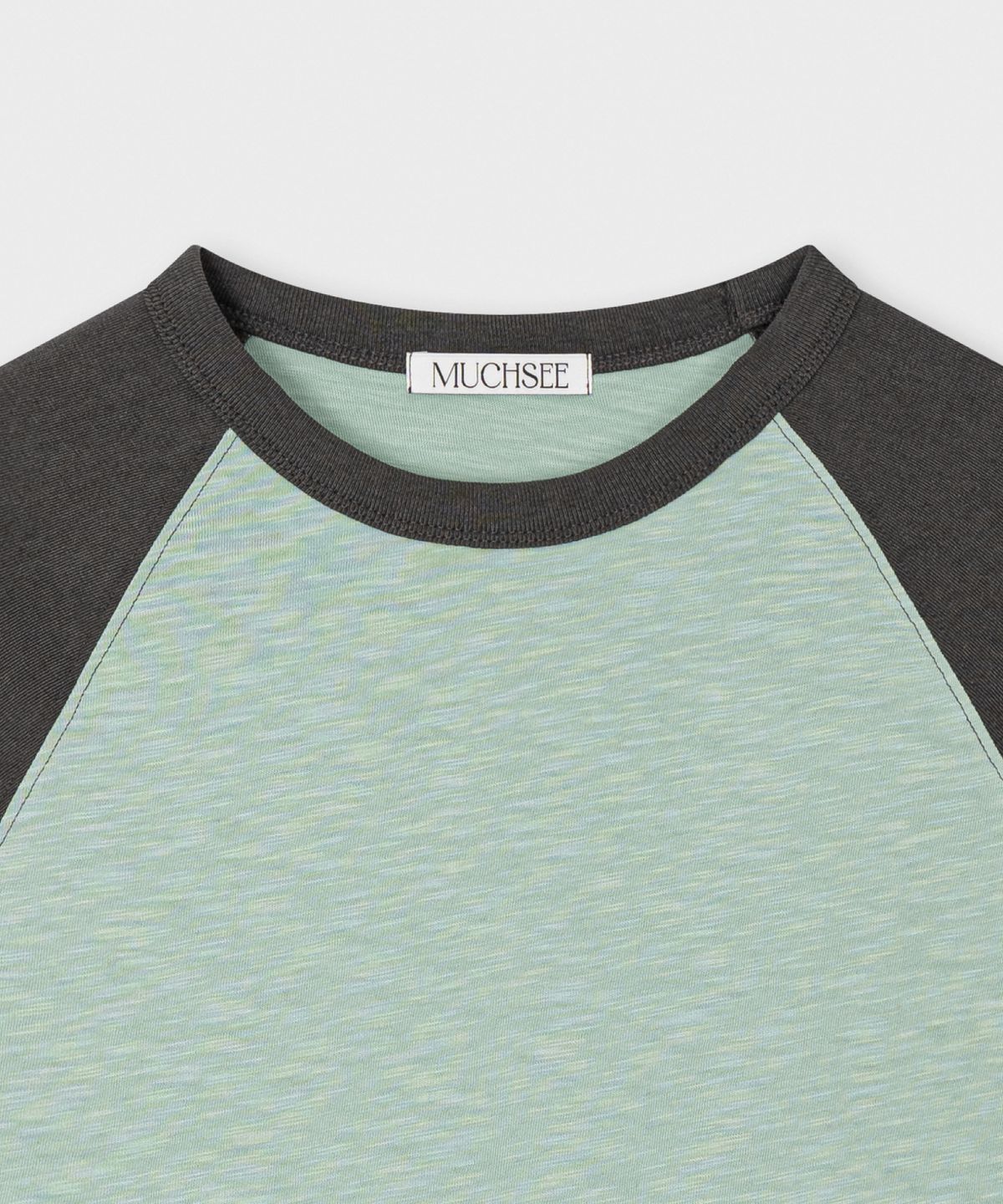 머치씨(MUCHSEE) Raglan OLive Tee