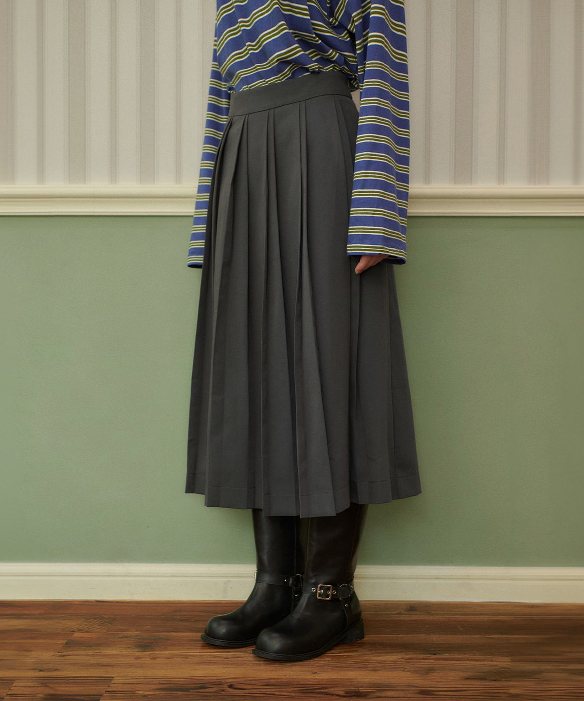 판도라핏(PANDORAFIT) Zunny Modern Pleats Long Skirt