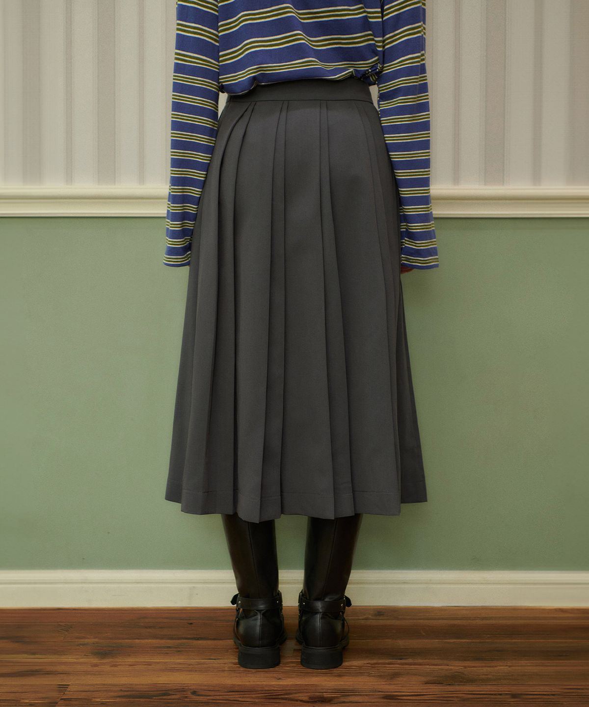 판도라핏(PANDORAFIT) Zunny Modern Pleats Long Skirt