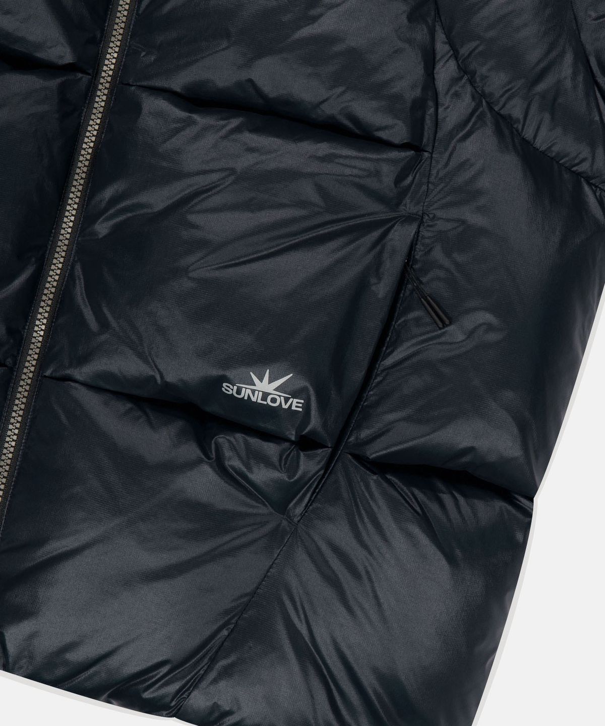 썬러브투어(SUNLOVETOUR) Toray Slice Down Jacket Black