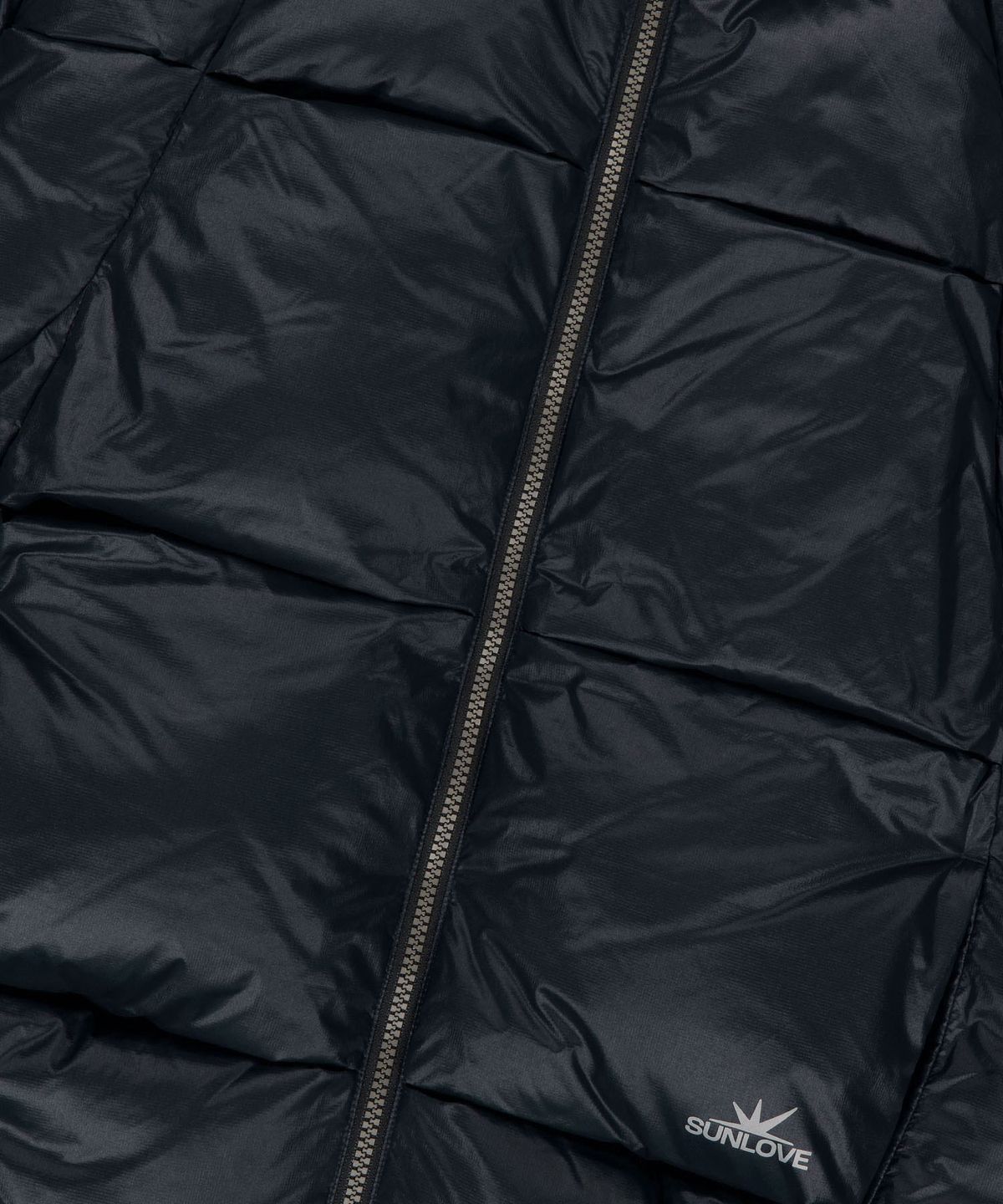 썬러브투어(SUNLOVETOUR) Toray Slice Down Jacket Black
