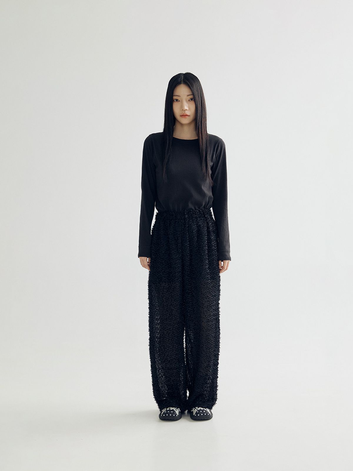 봄날 부티크(BOMNAL BOUTIQUE) 깃털  팬츠 _ 블랙