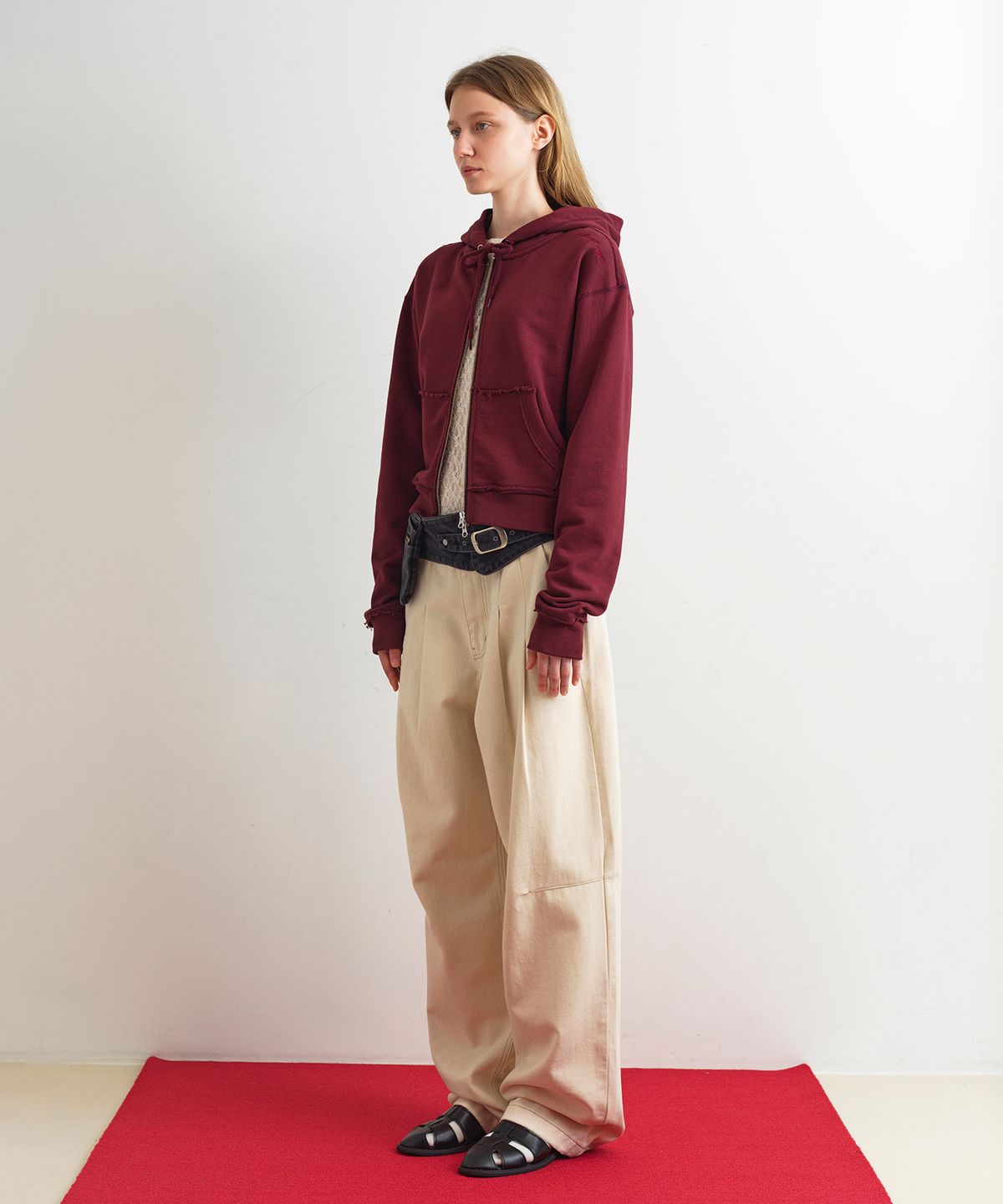 아옵트(AOPT) TWO-TUCK WIDE DENIM PANTS - CREAM