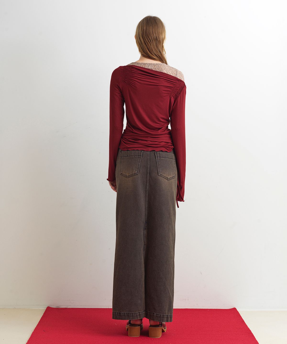 아옵트(AOPT) BOAT NECK TWO WAY STRAP TOP - WINE