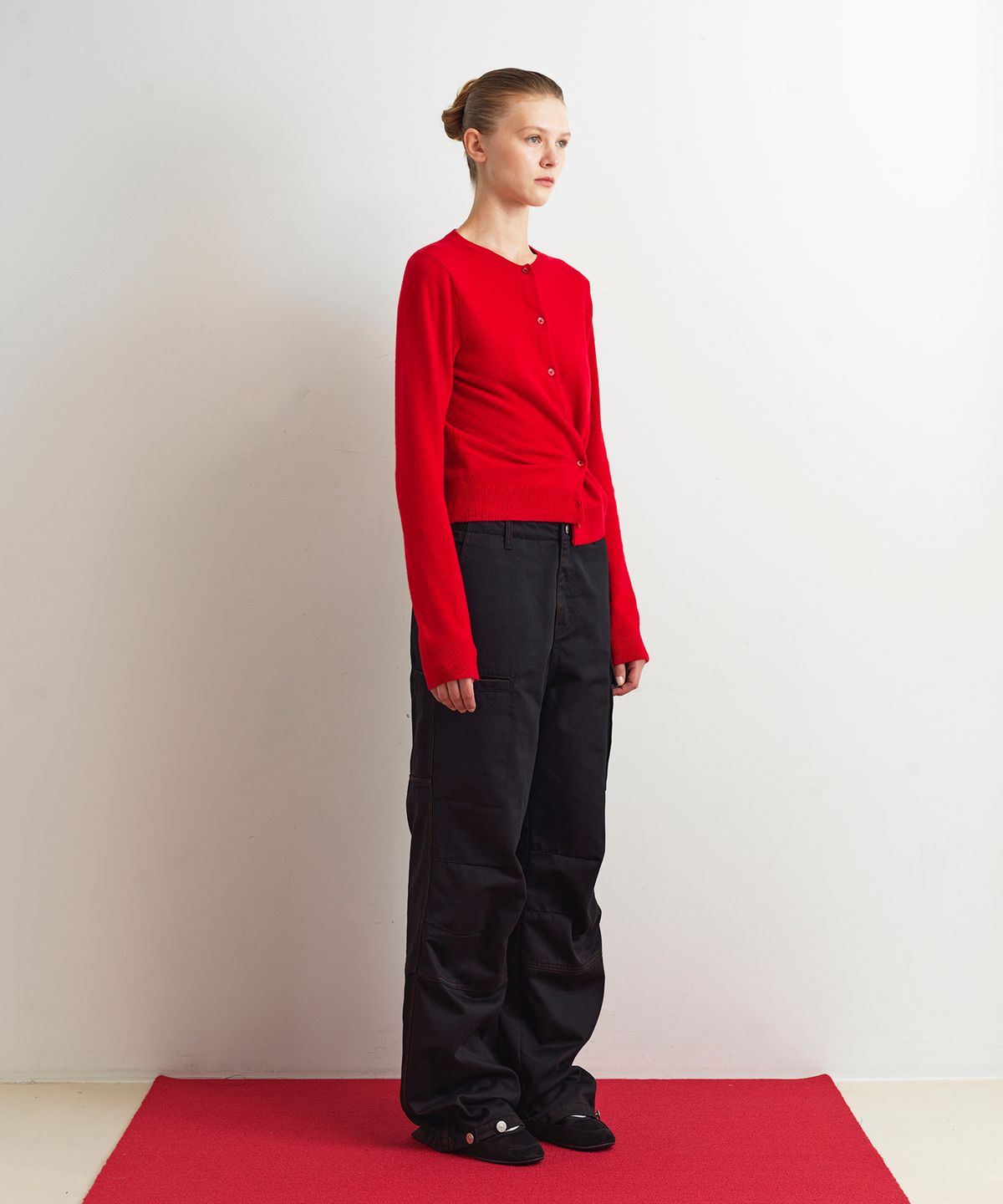 아옵트(AOPT) TWO WAY BUTTON CARDIGAN - RED