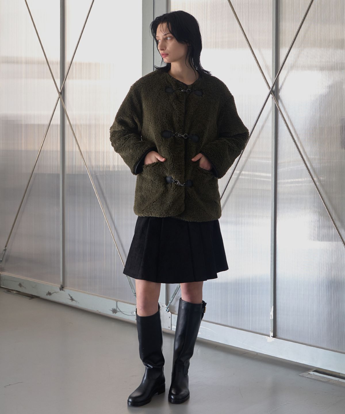 320쇼룸(320SHOWROOM) Superior Toggle Quilted Lining Fur Jacket Khaki