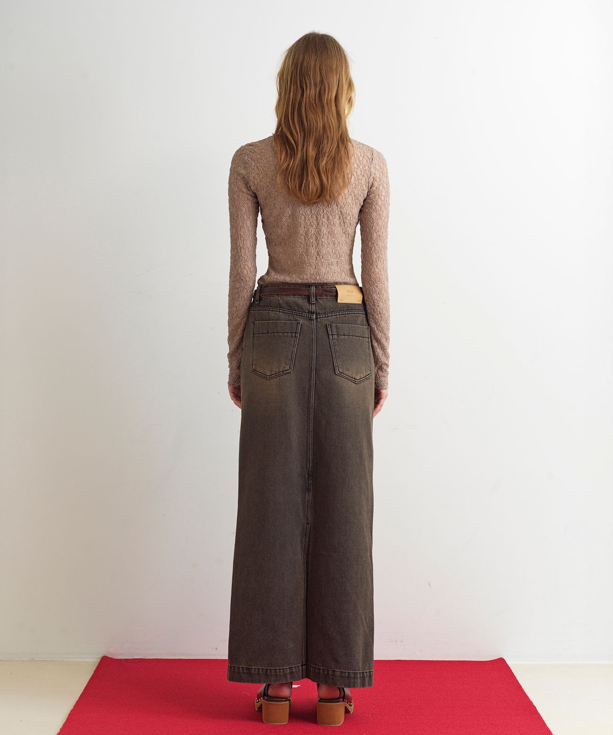 아옵트(AOPT) LACE SEE THROUGH TOP - MOCHA