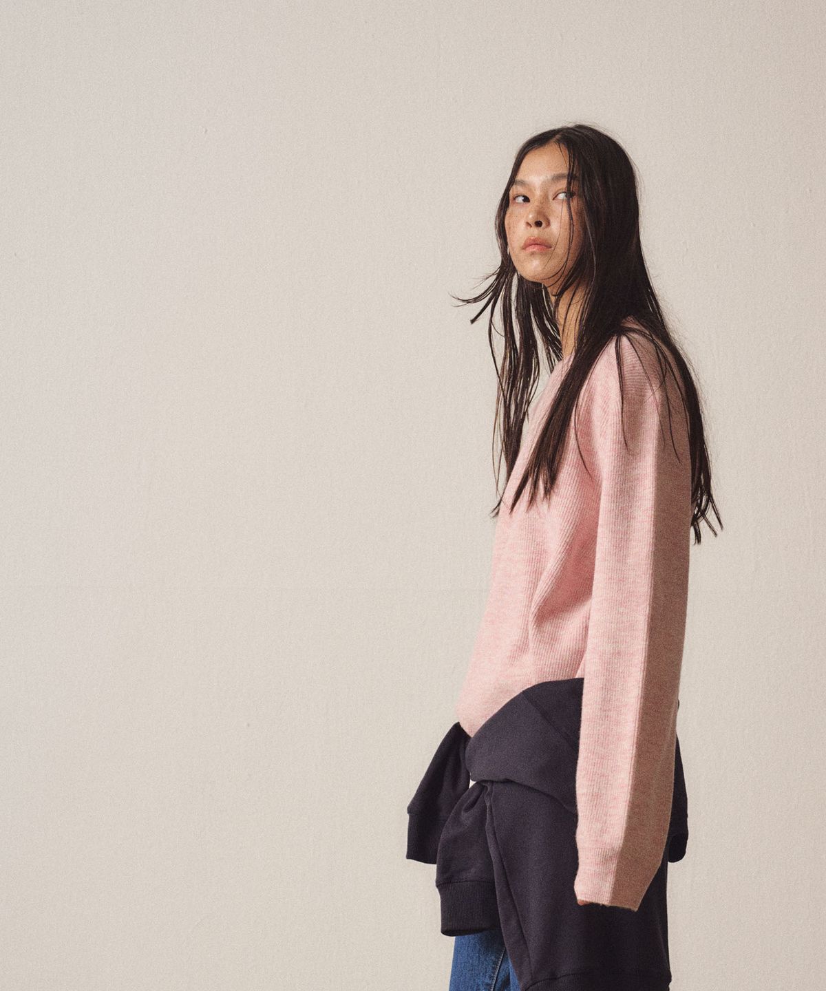 이지오 우먼(EZIO WOMEN) W Soft Filling Round Knit_Pink