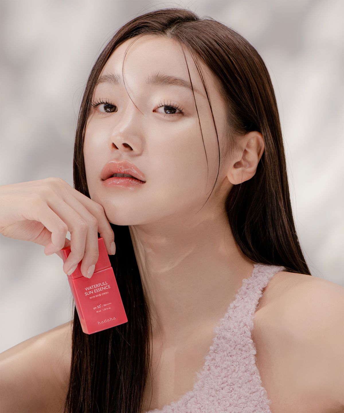 하다하(HADAHA) 워터풀 선에센스 40ml SPF50+ PA++++