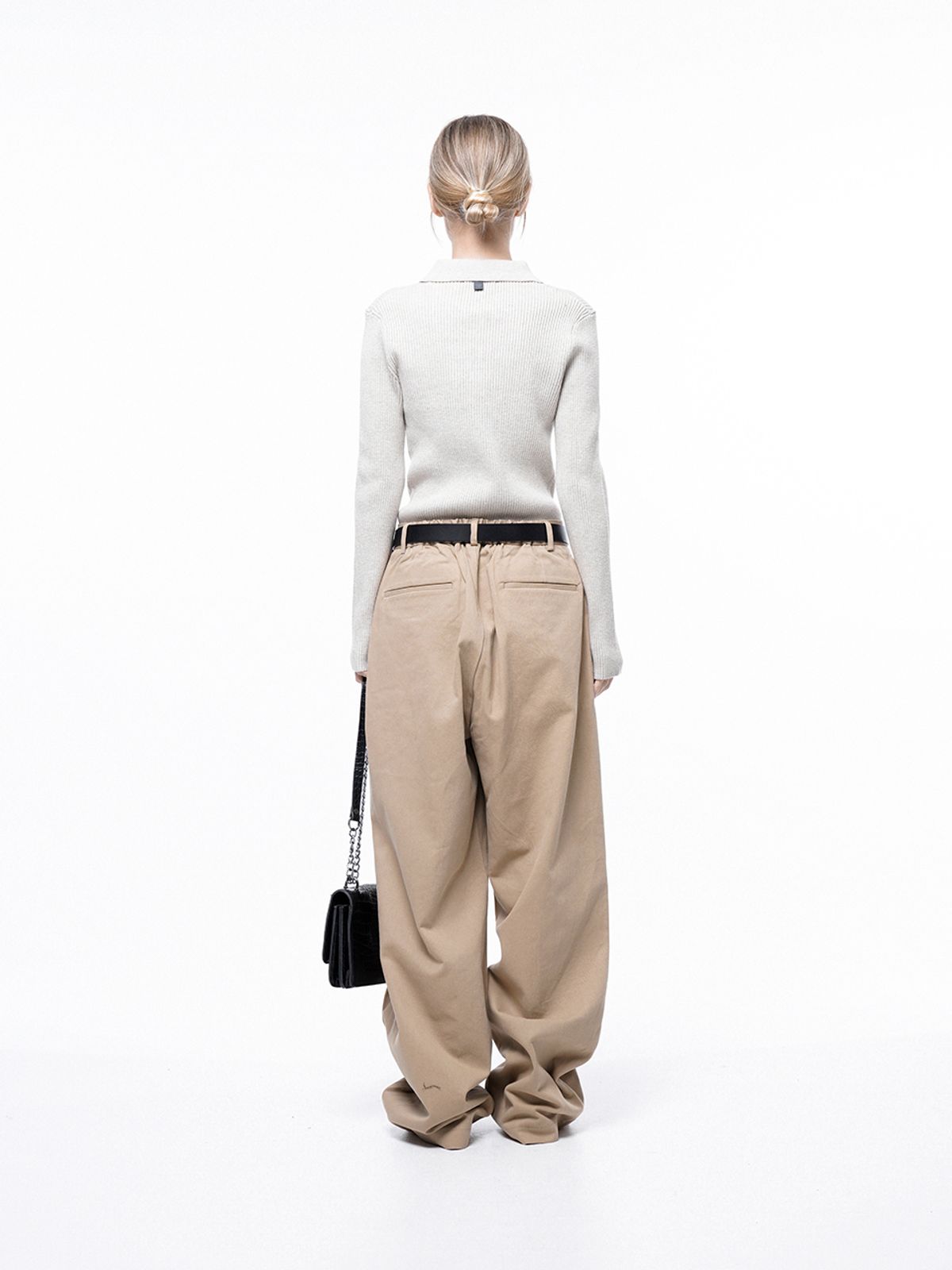 챈세스노이(CHANCE'S NOI) Side Tuck Wide Cotton Slacks - Beige /M243PT04BEW