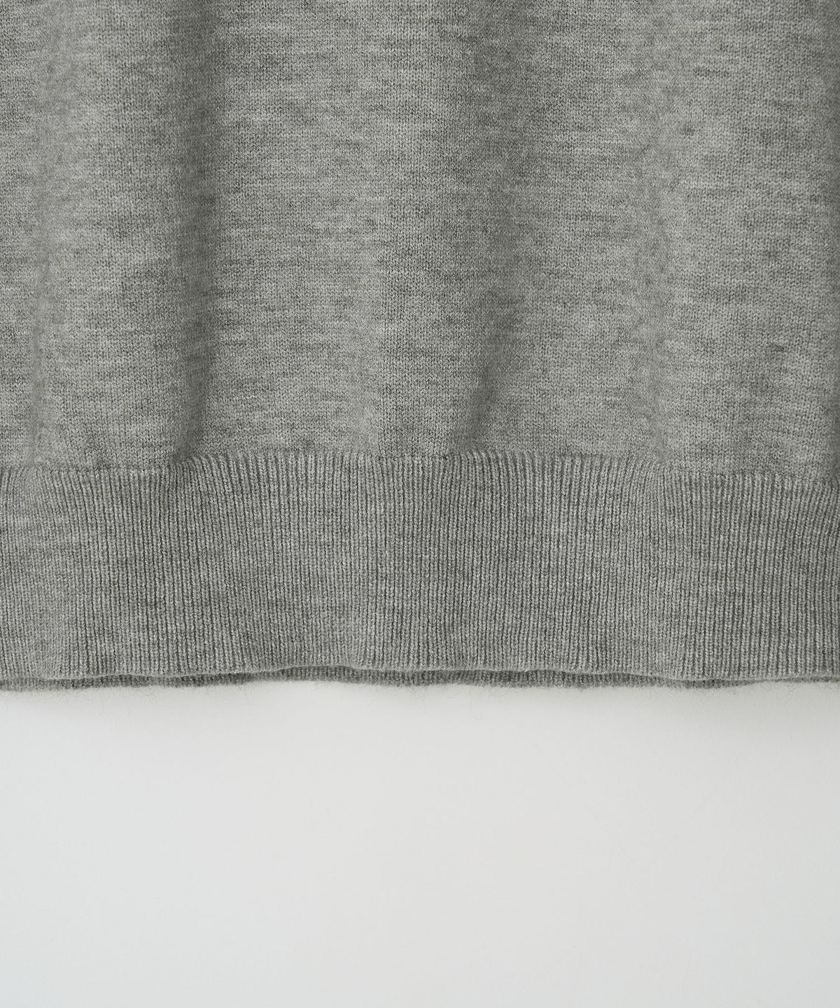이지오(EZIO) Standard Fit Basic Half-Turtleneck_Grey