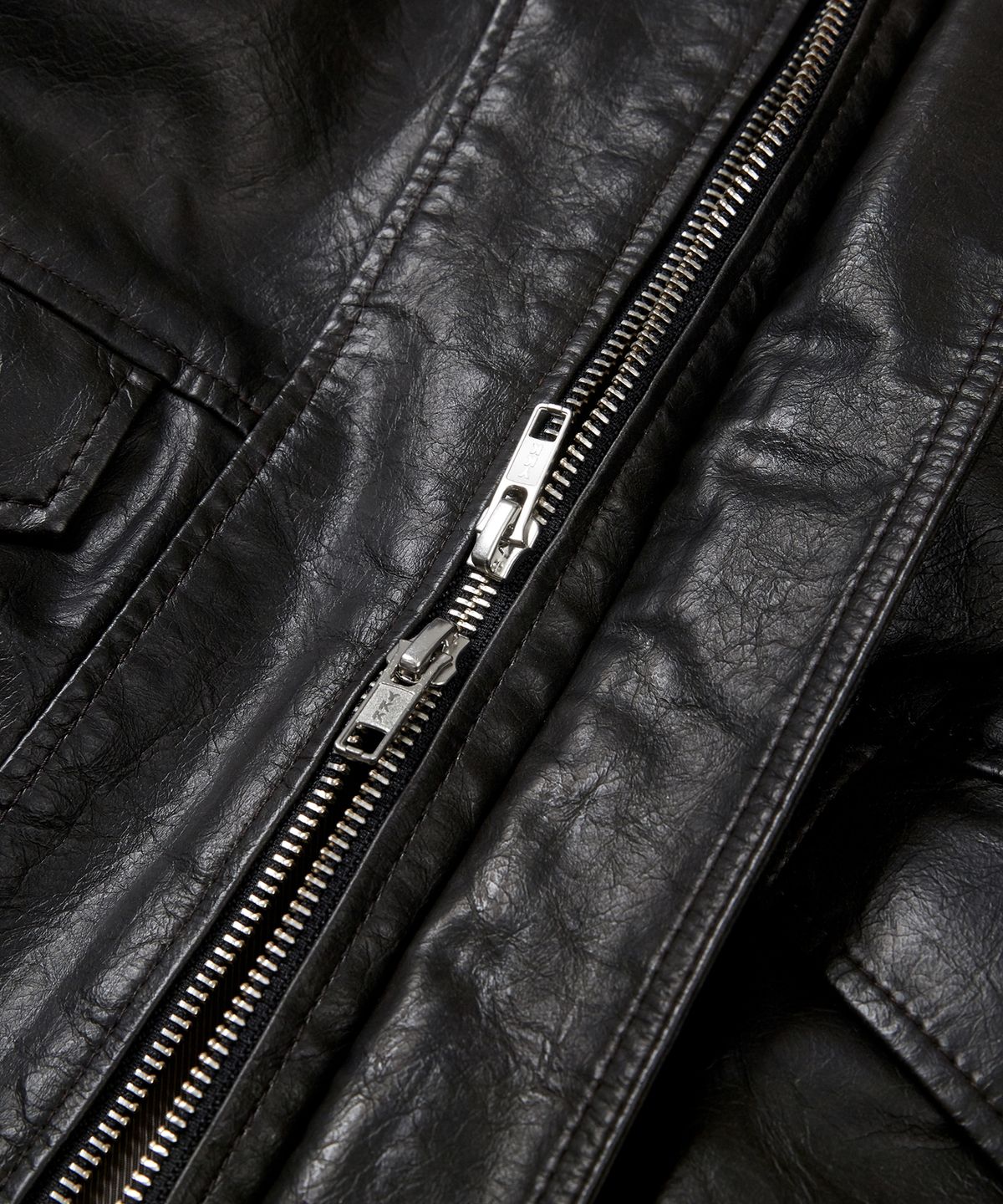 큐스(QS) Washed Faux Leather Blouson (DK Brown)