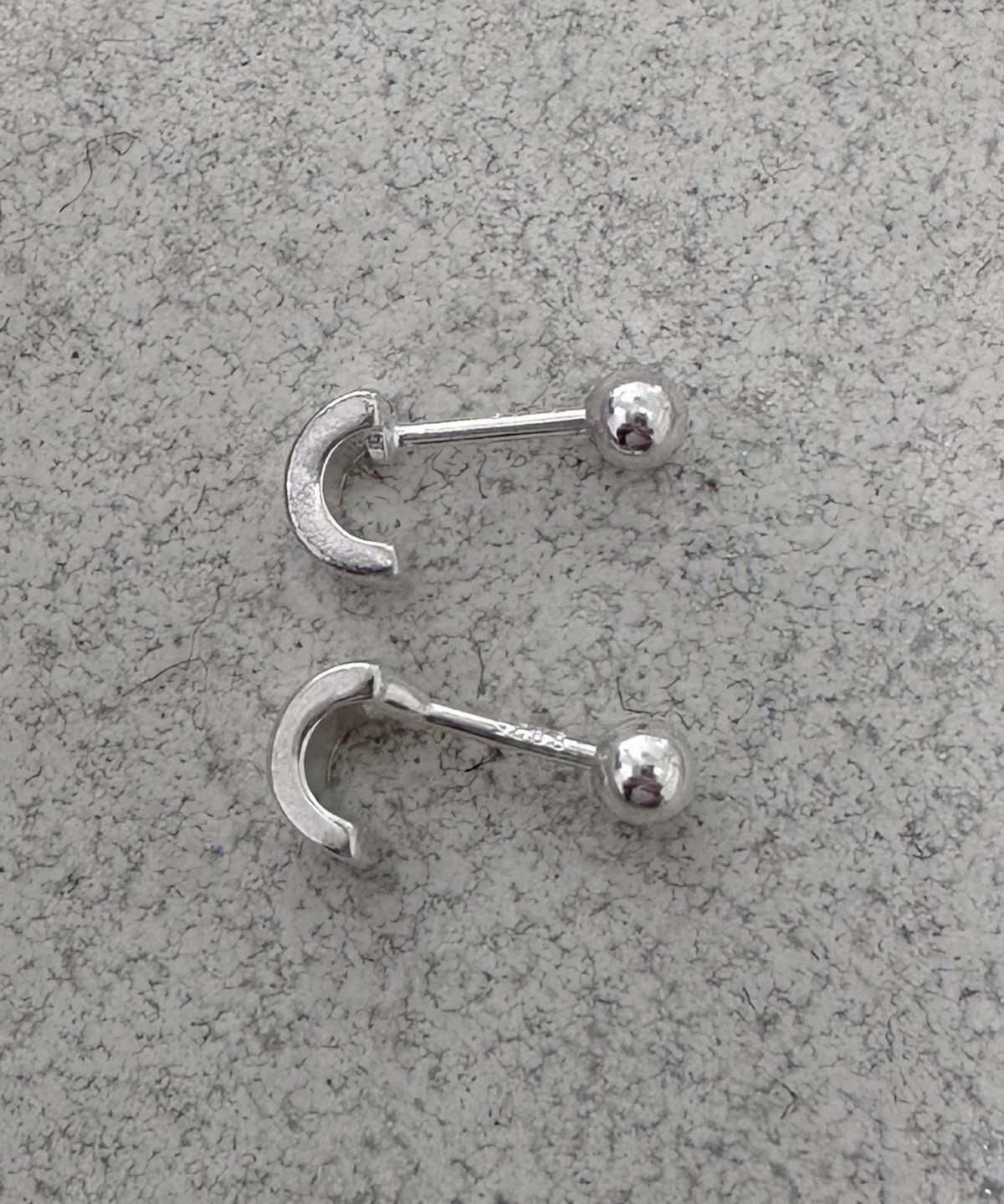 바라두(BARADU) [BARADU 925] Plain half circle piercing (single)
