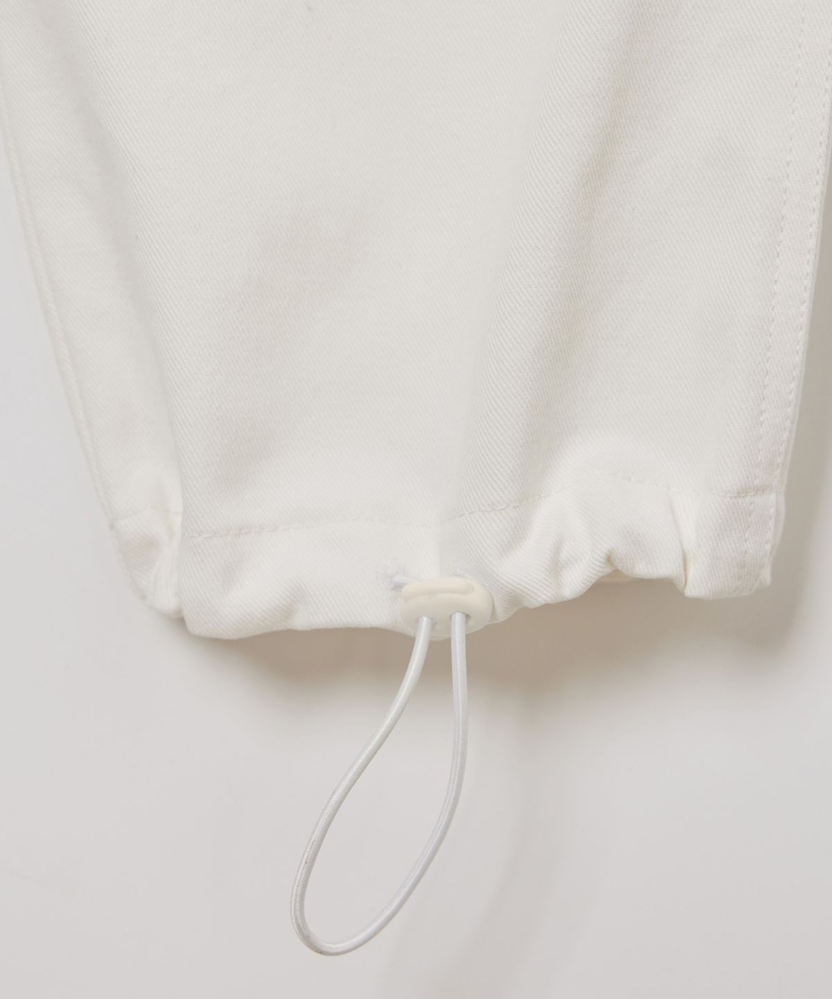 필더스(FIELDERS) PARACHUTE COTTON PANTS WHITE