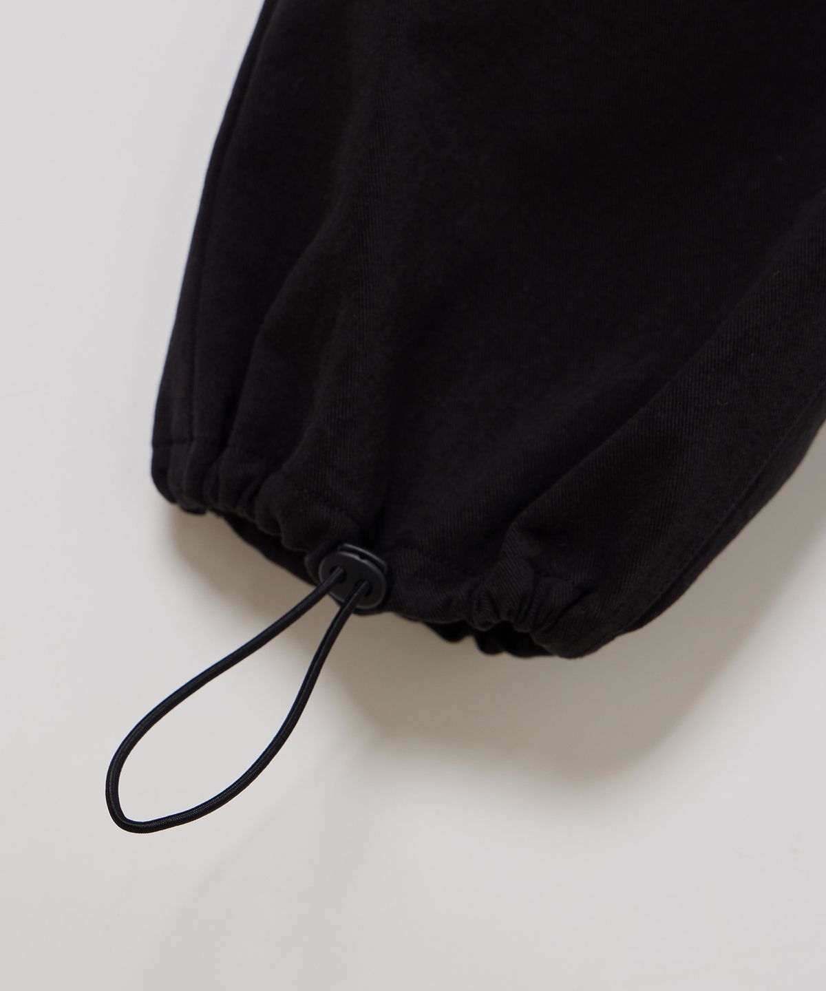 필더스(FIELDERS) PARACHUTE COTTON PANTS BLACK