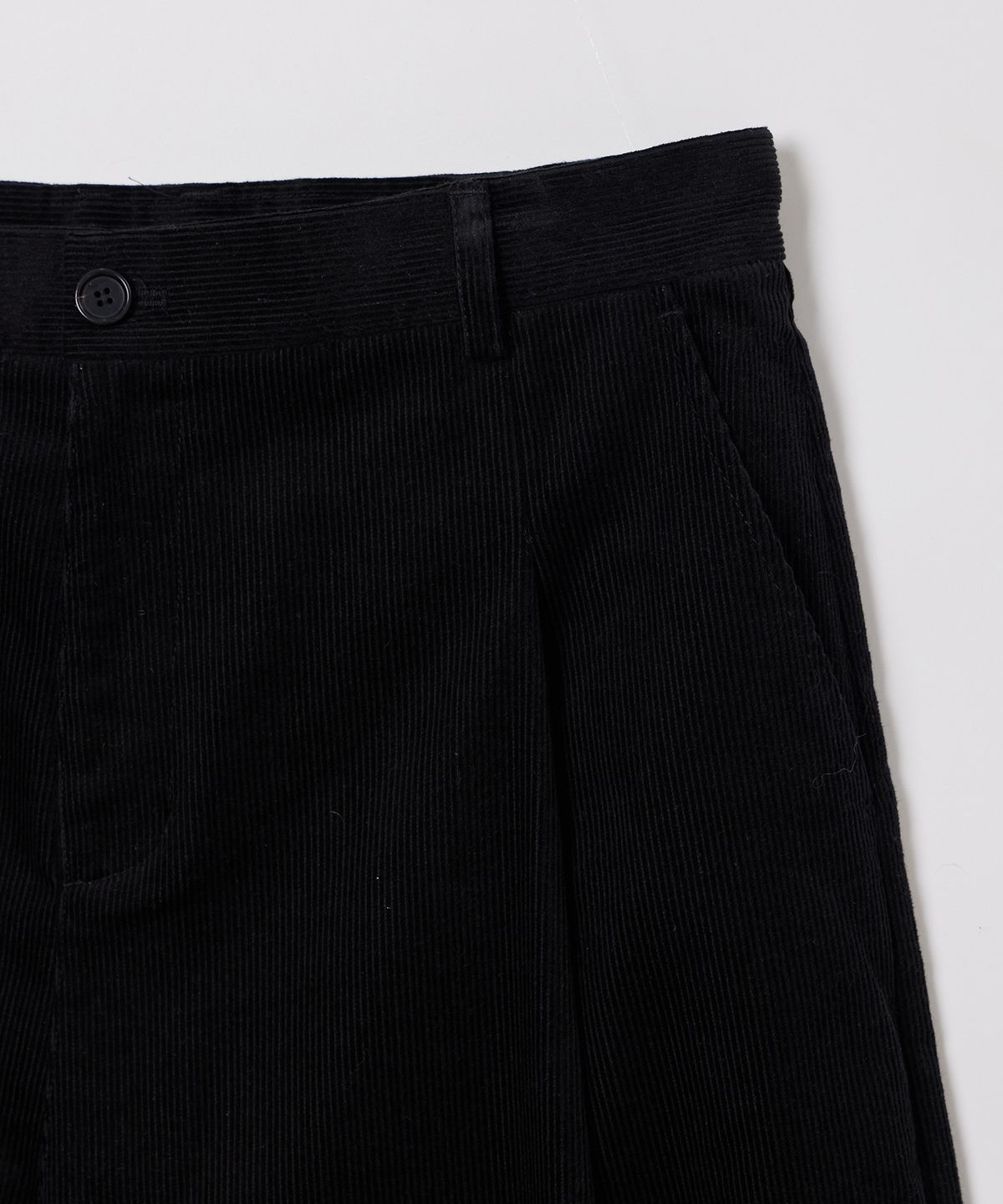 필더스(FIELDERS) MAN ONE TUCK CORDUROY PANTS BLACK