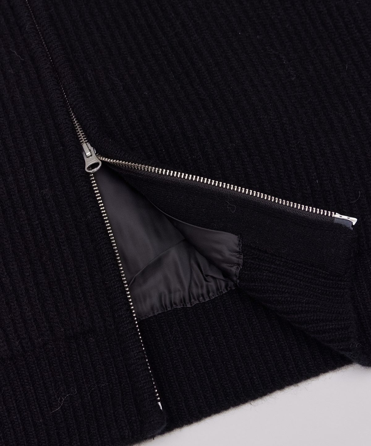 필더스(FIELDERS) FULL KNIT ZIP UP BLACK
