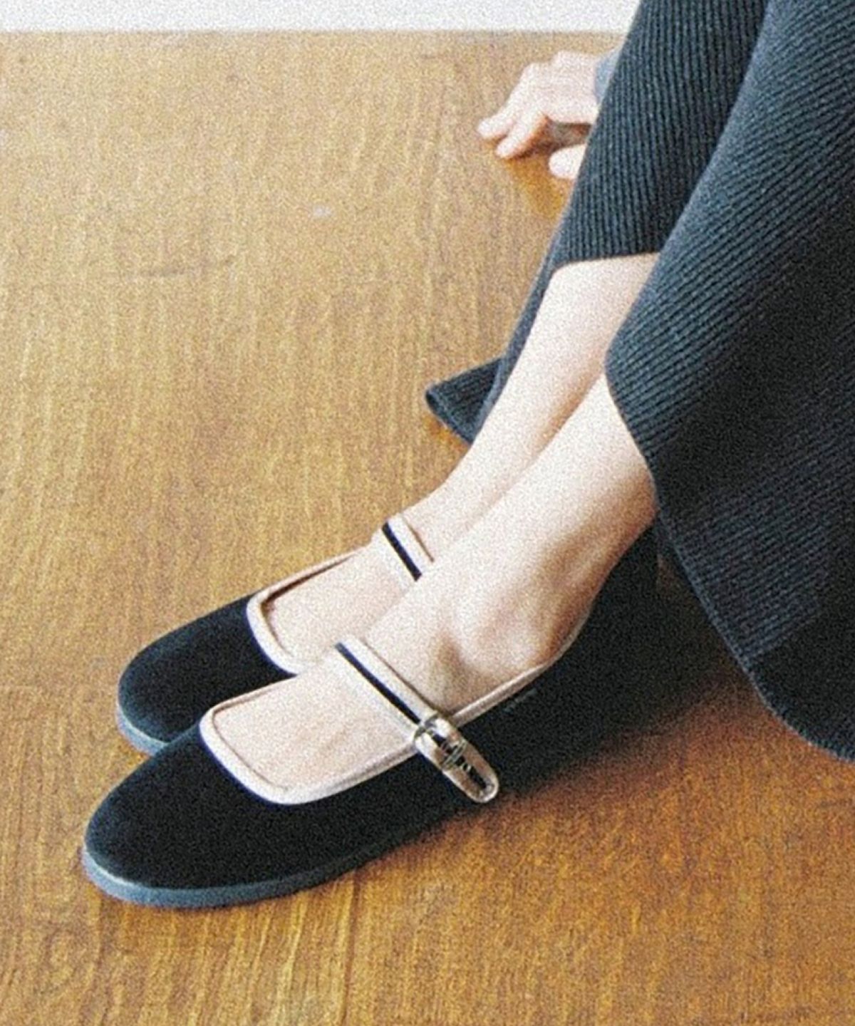 빅토리아 슈즈(VICTORIA SHOES) 쿵푸 벨벳 메르세데스 (1080116-NEGRO)