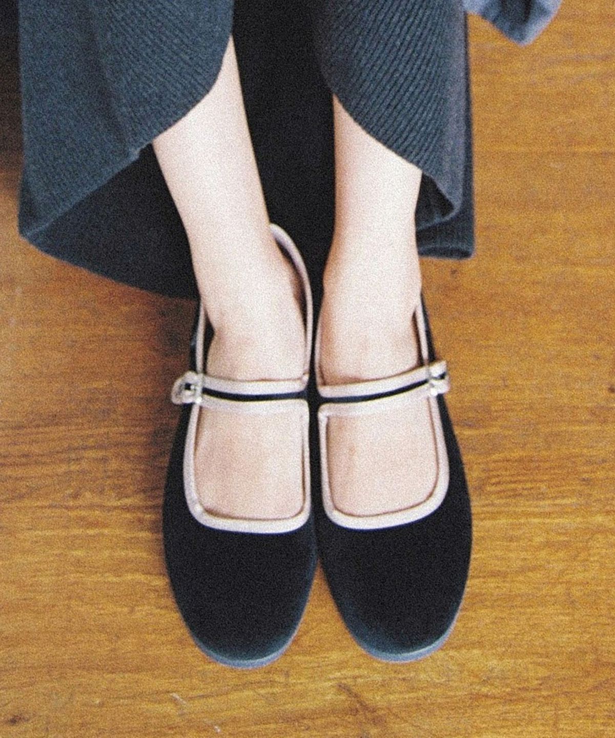 빅토리아 슈즈(VICTORIA SHOES) 쿵푸 벨벳 메르세데스 (1080116-NEGRO)