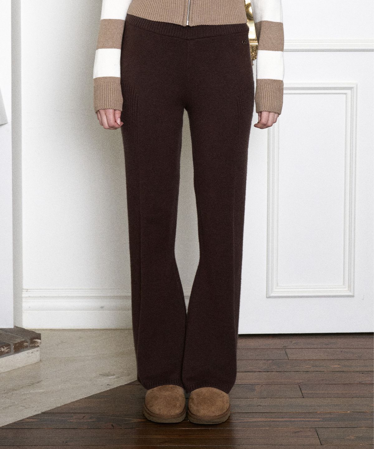 아메스 월드와이드(AMES-WORLDWIDE) KNIT LEGGINGS PANTS BROWN