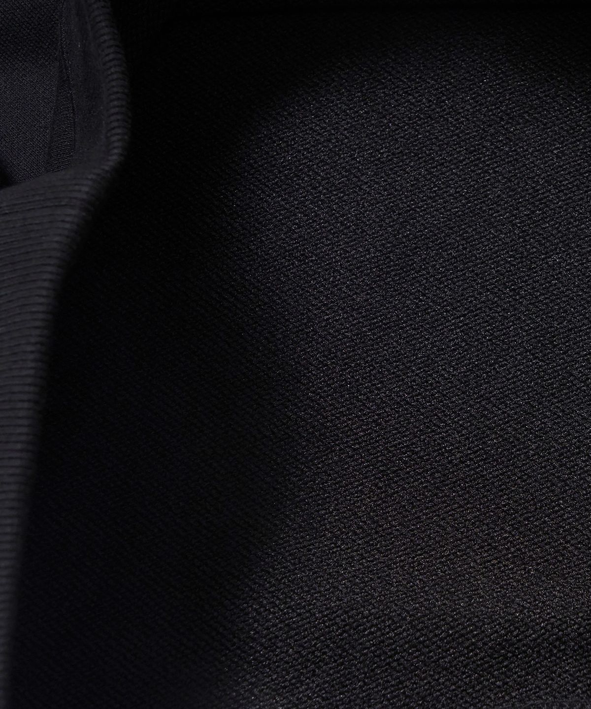 욜프(YORF) YORF CREWNECK B RABBIT BLACK