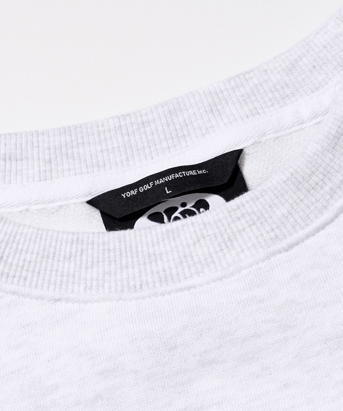 욜프(YORF) YORF CREWNECK B RABBIT WHITE MELANGE