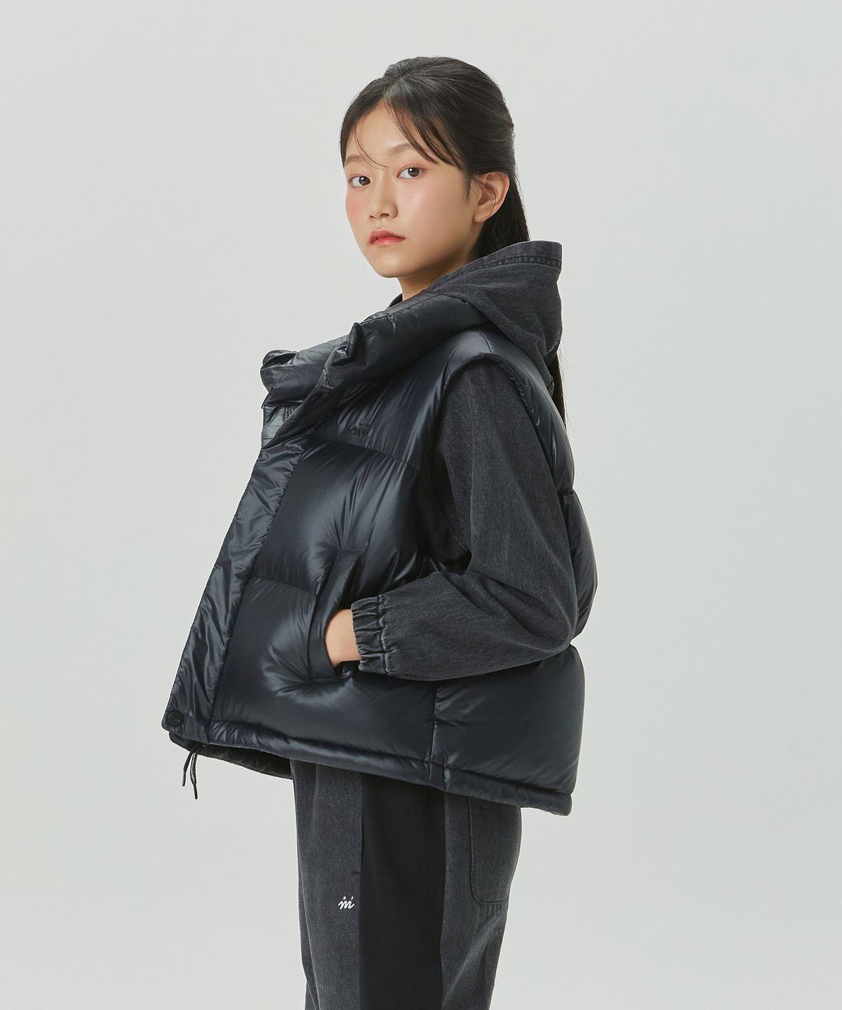 아이엠아이(IAMI) KK82073 주니어 소프트 글로우 덕다운 베스트