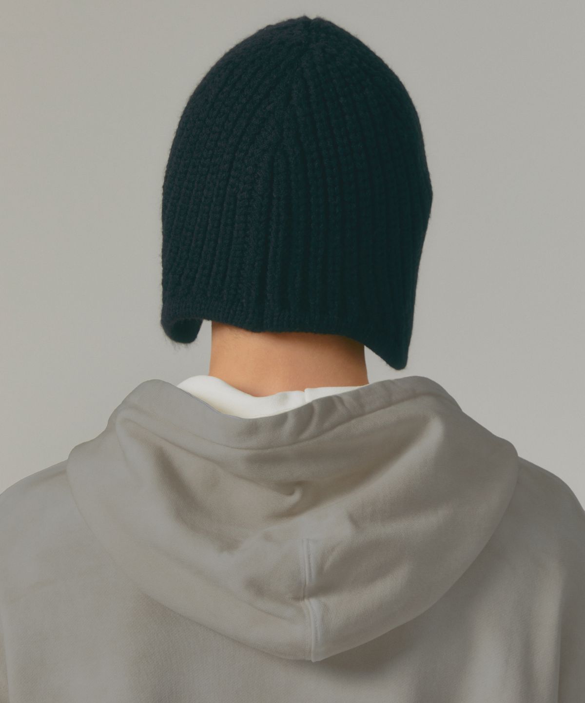 엘엠씨(LMC) GLOBE KNIT EARFLAP BEANIE heather gray