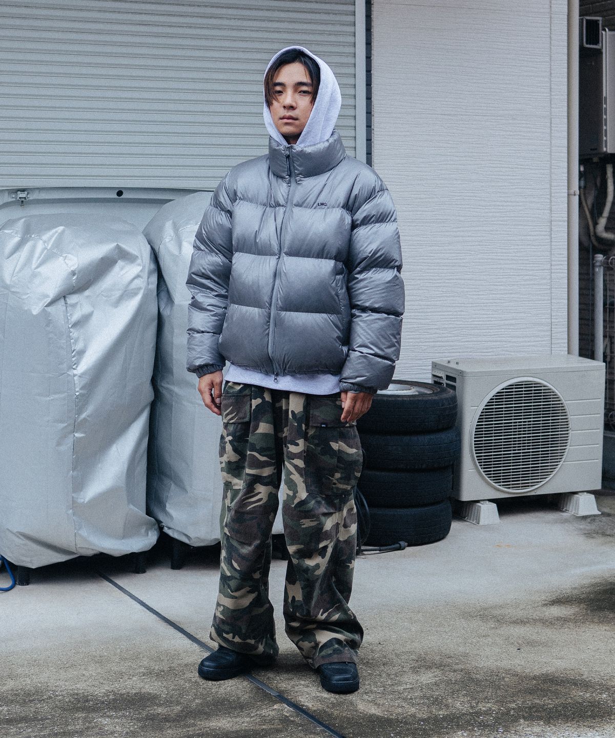 엘엠씨(LMC) OG GLOSSY PUFFER DUCK DOWN PARKA gray