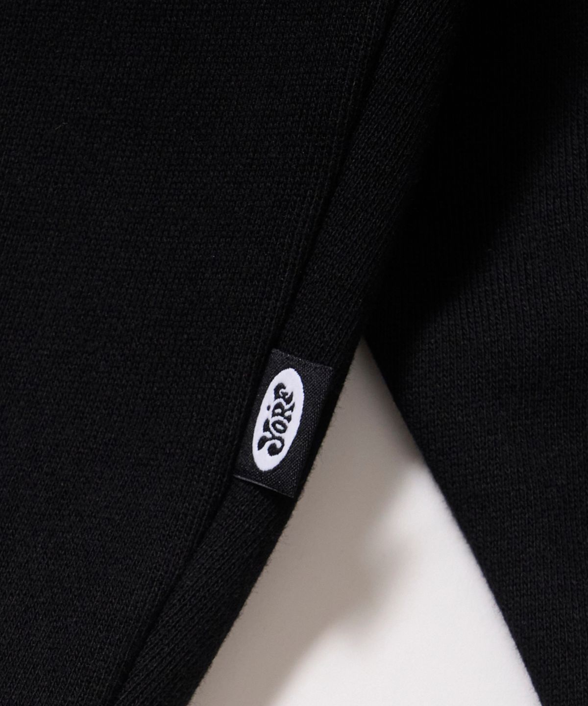 욜프(YORF) YORF HOODIE GOTHIC BLACK