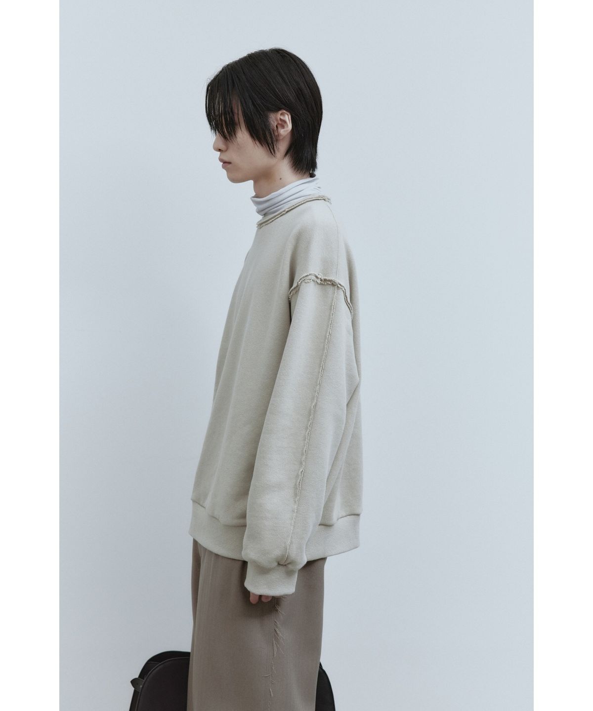유스(YOUTH) Cut-off Sweatshirt - Beige