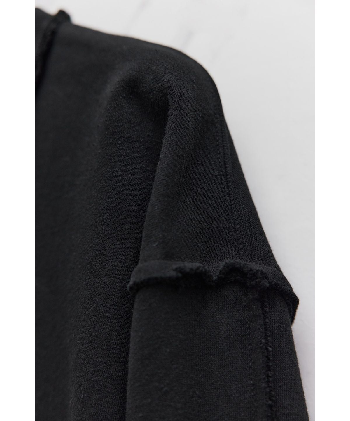 유스(YOUTH) Cut-off Sweatshirt - Black