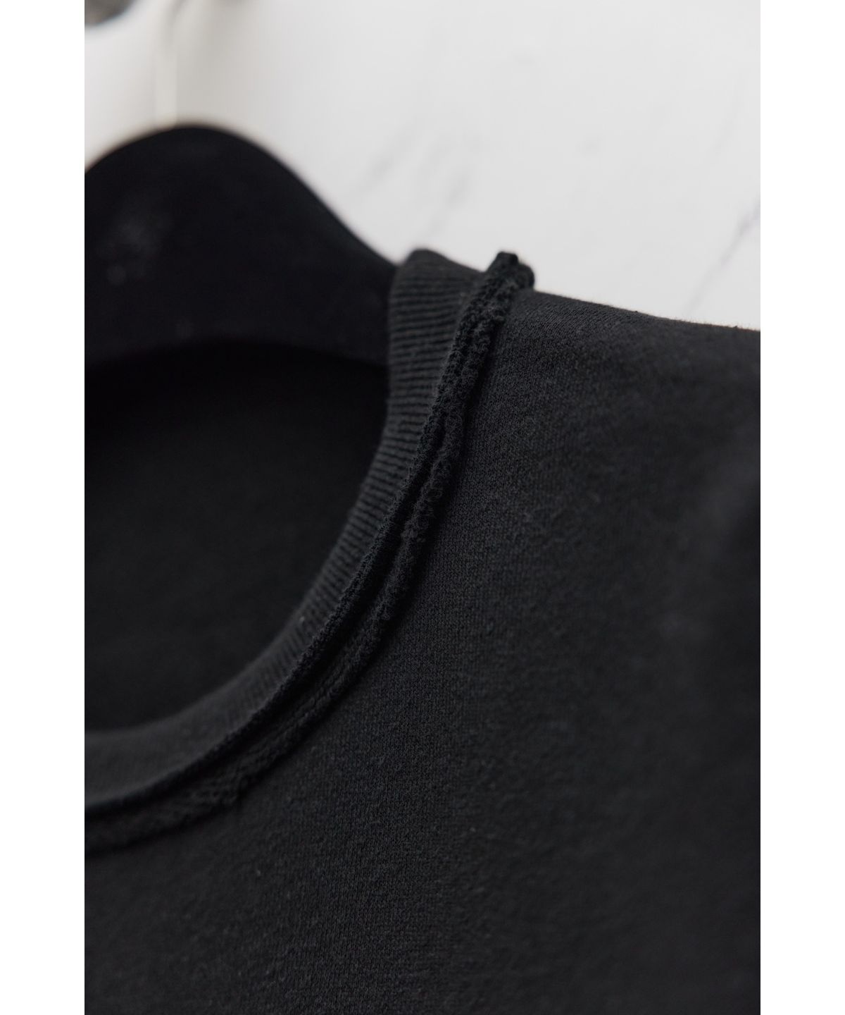 유스(YOUTH) Cut-off Sweatshirt - Black