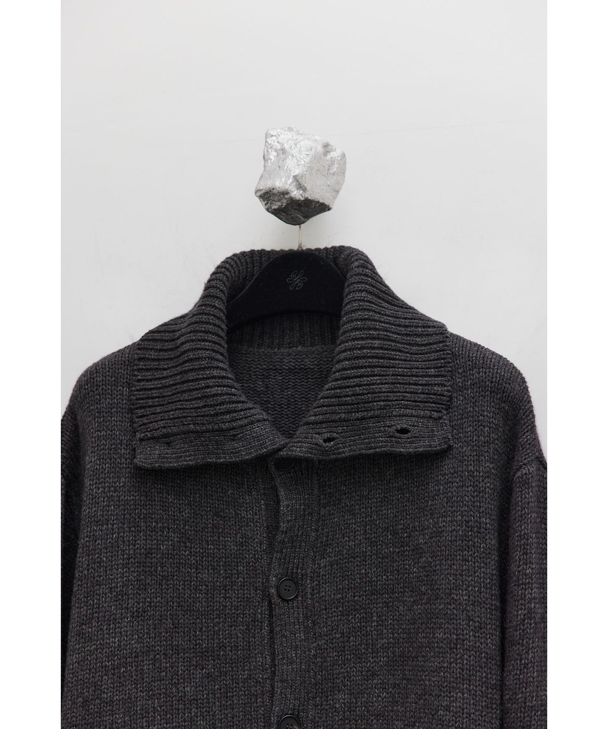 유스(YOUTH) Heavy-weight Knit Cardigan - Charcoal Grey