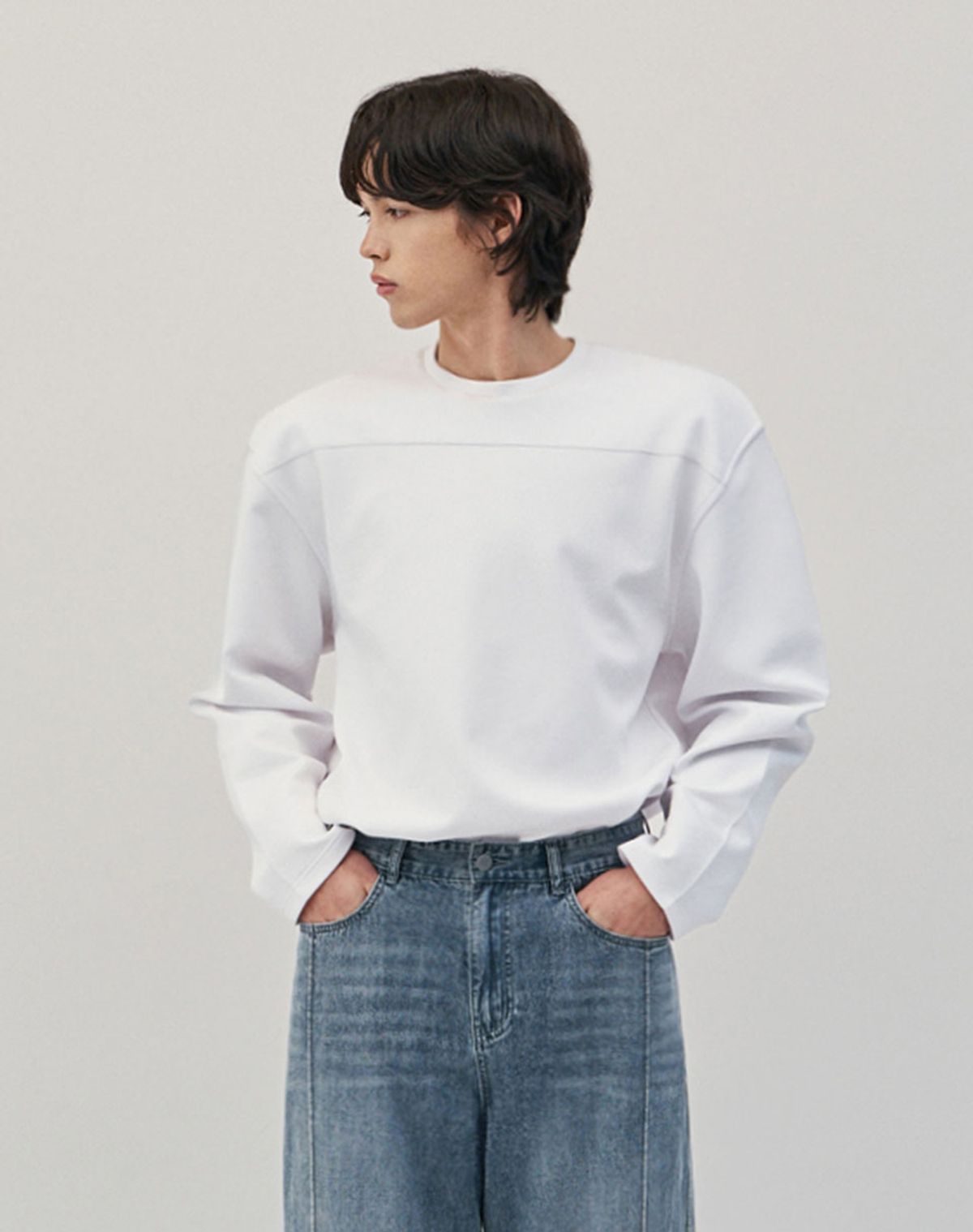 워크온바디오프(WORK ON BODY OFF) [어깨+3cm] 비와이드 오버핏 긴팔 티셔츠 [화이트]