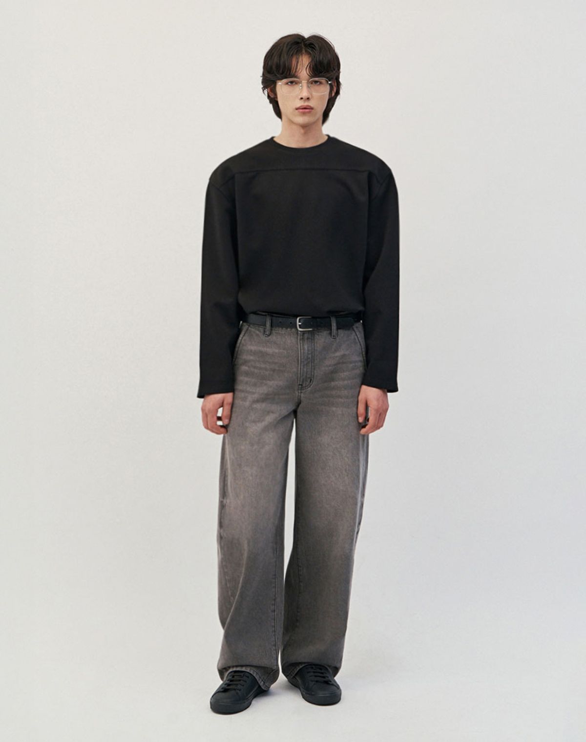 워크온바디오프(WORK ON BODY OFF) [어깨+3cm] 비와이드 오버핏 긴팔 티셔츠 [블랙]