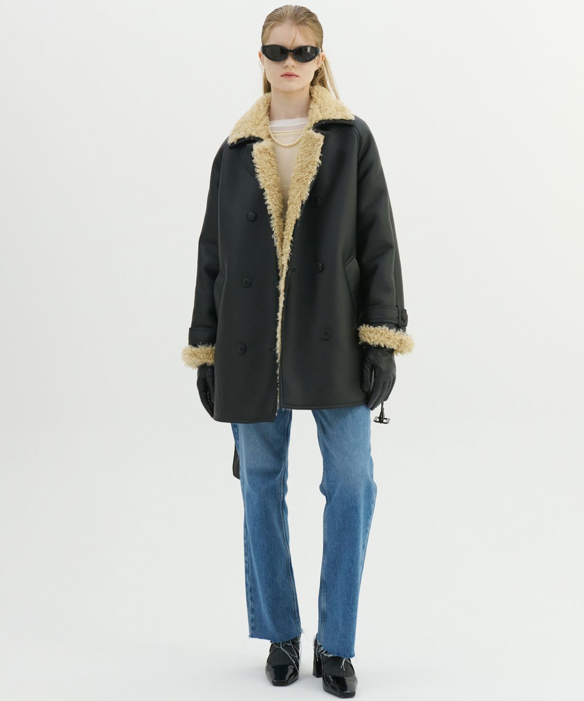비콰이엇(B QUIET) SOFT FAUX SHEARING TRENCH HALF COAT_BLACK BEIGE