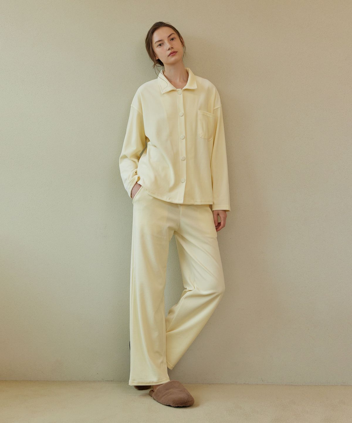 아템포(ATEMPO) VELOUR PAJAMA SET_cream (women)