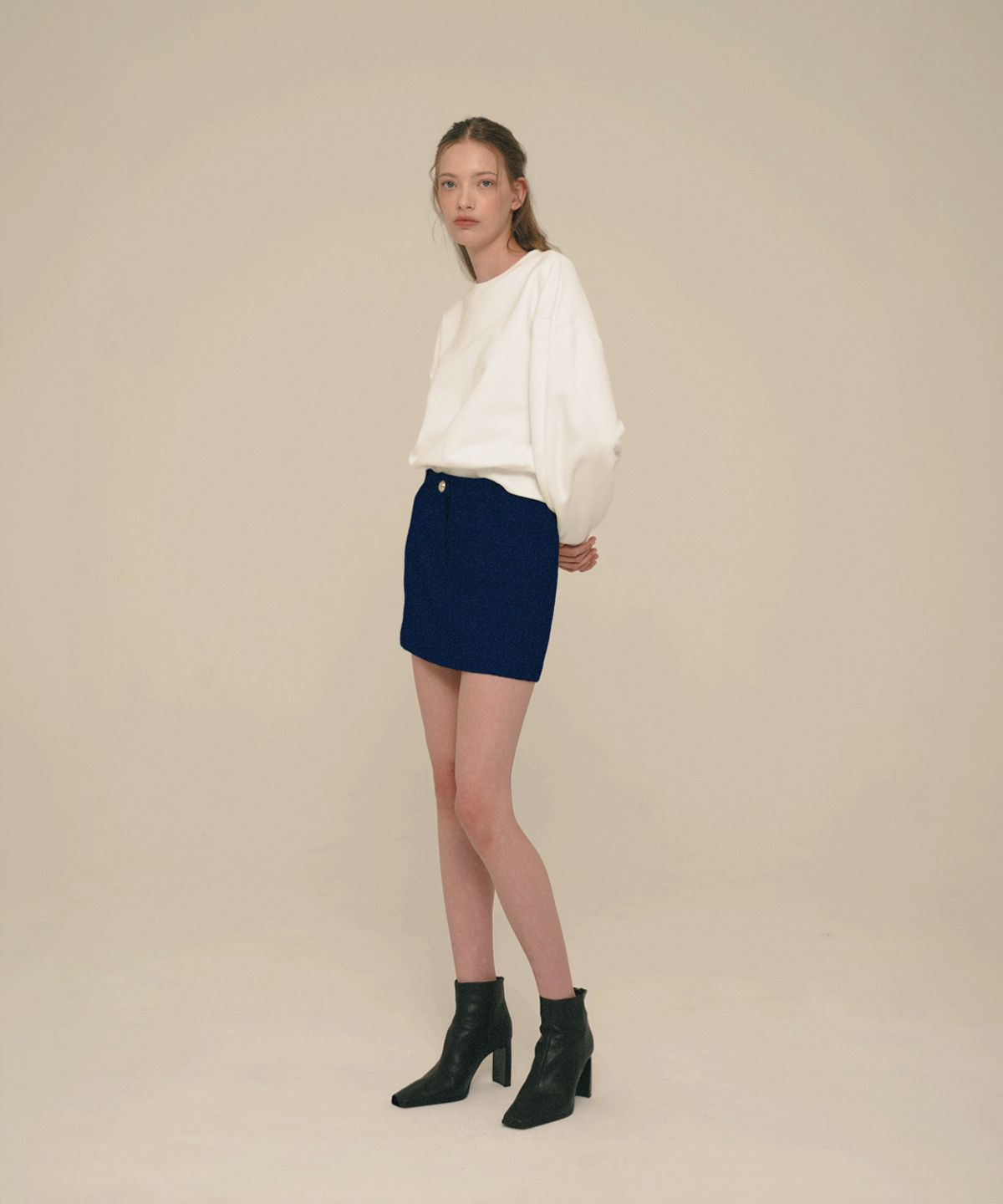 아이스가든에이오공팔(ICE GARDEN A.508) Wool Blended Mini Skirt