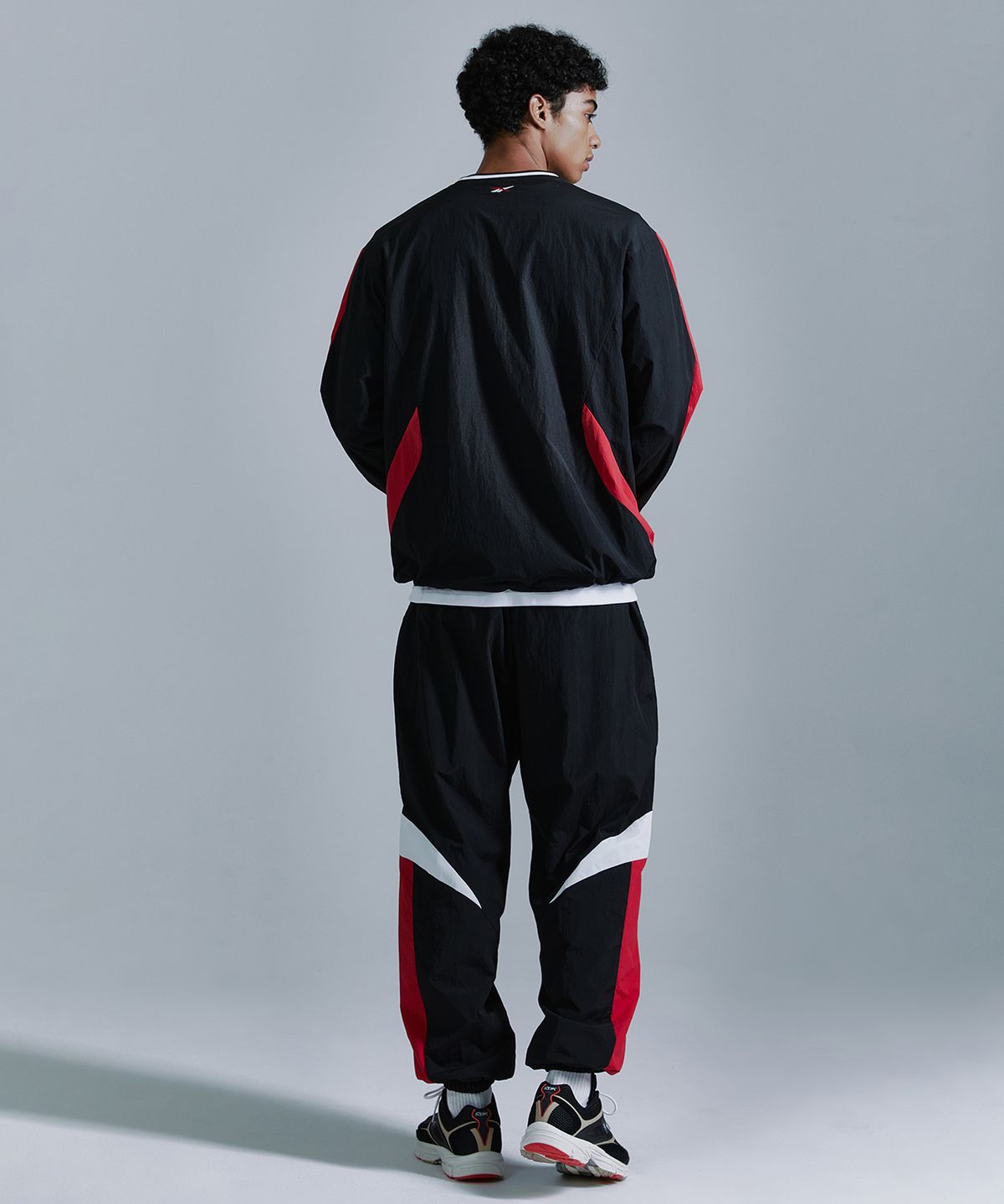 리복(REEBOK) 헤리티지 웜 조거 팬츠 - 블랙