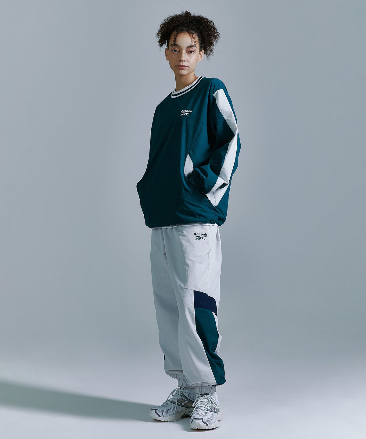 리복(REEBOK) 헤리티지 웜 조거 팬츠 - 베이지