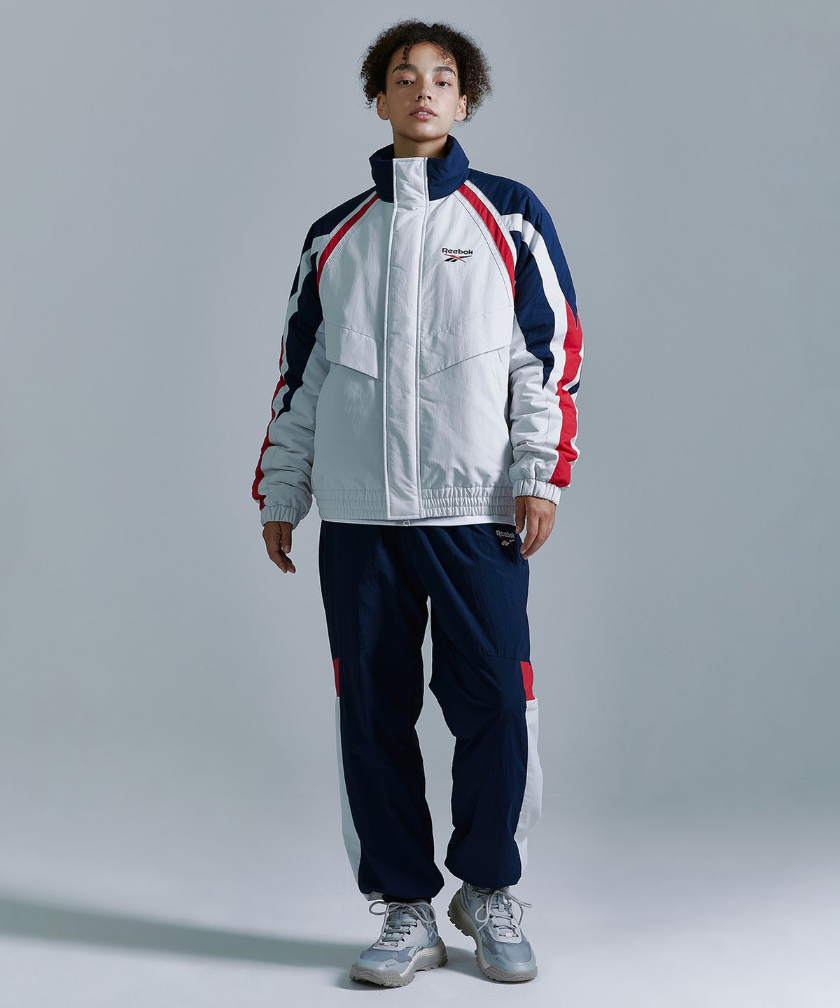리복(REEBOK) 헤리티지 패딩 자켓 - 베이지