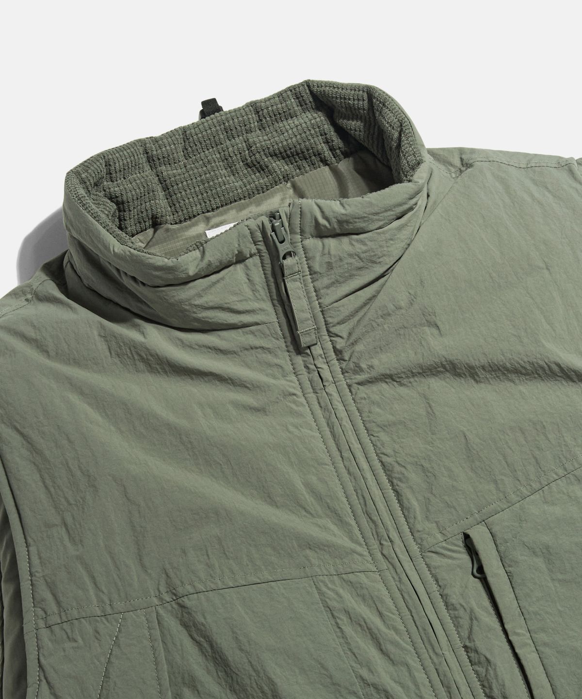 에스피오나지(ESPIONAGE) PCU Level 7 Insulated Vest Sage Olive