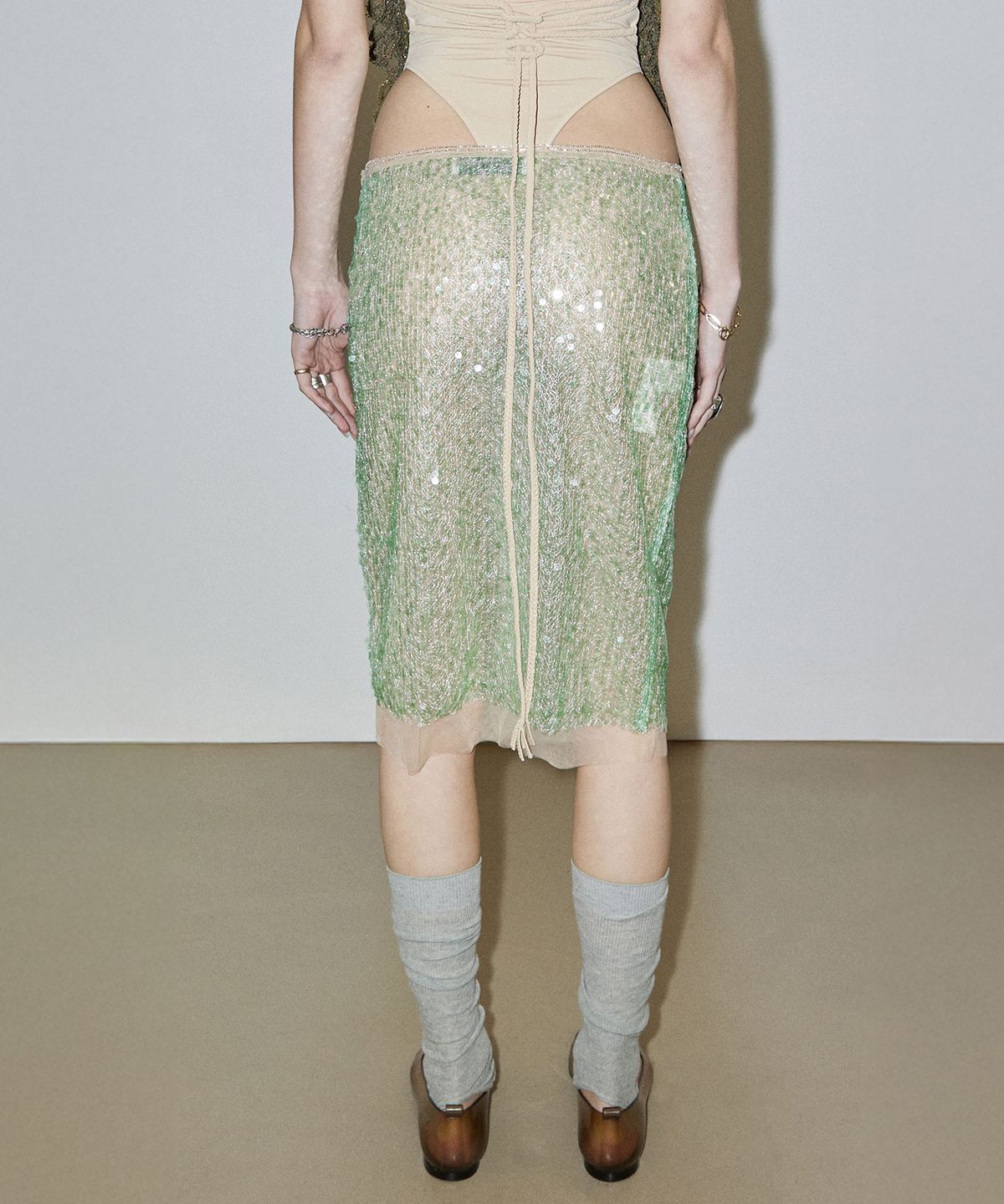스컬프터(SCULPTOR) Sequin Midi Skirt Green