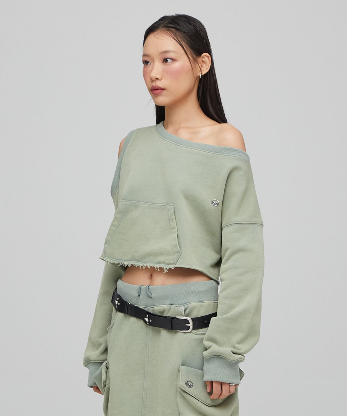 라라폭스(LALAFOX) OFF-SHOULDER SWEAT SHIRT KHAKI BQ4CL018