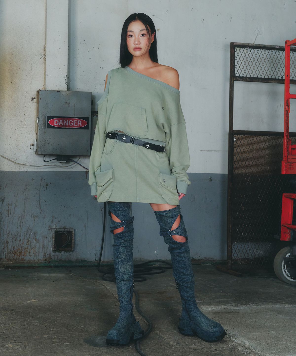 라라폭스(LALAFOX) POCKET SWEAT SKIRT KHAKI 스웻 스커트 BQ4CS001